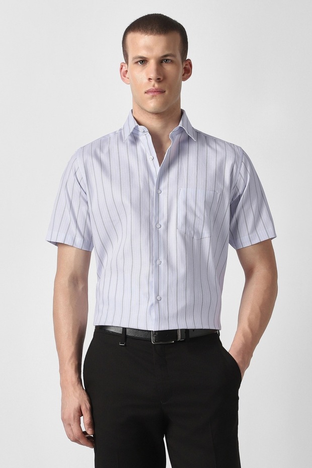 Men Classic Fit Short Sleeve Shirt