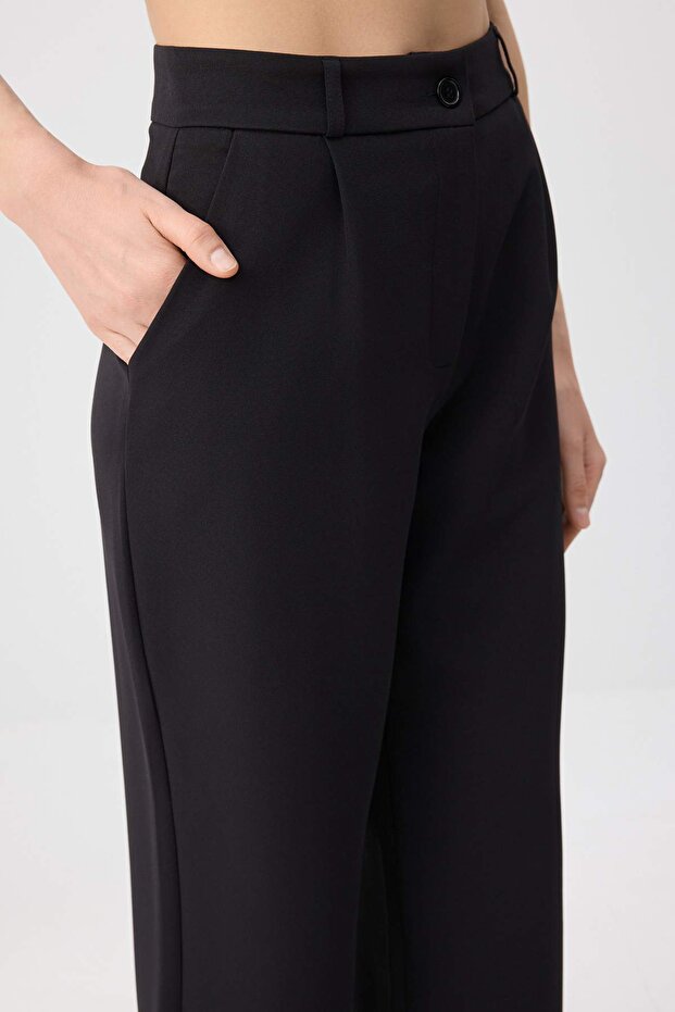 Siyah Yüksek Bel Wide Leg/Geniş Paça Pileli Dokuma Kumaş Pantolon TWOAW21PL0076 - 9