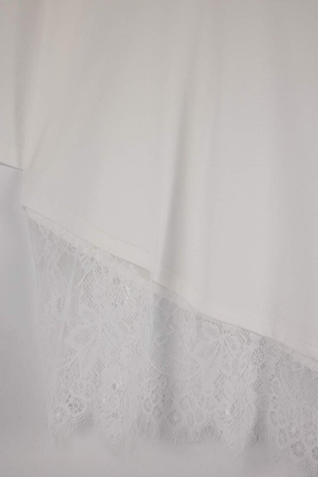 Ekru Etek Ucu Dantel Detaylı Büyük Beden T-shirt TBBSS26BF00047 - 5