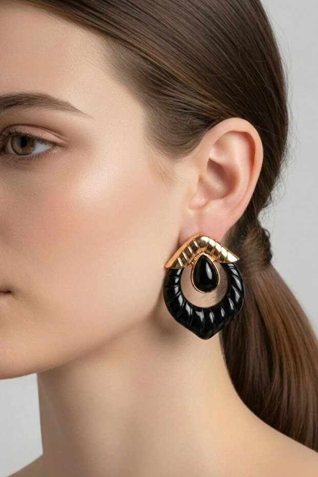 Vintage Black Resin Earrings