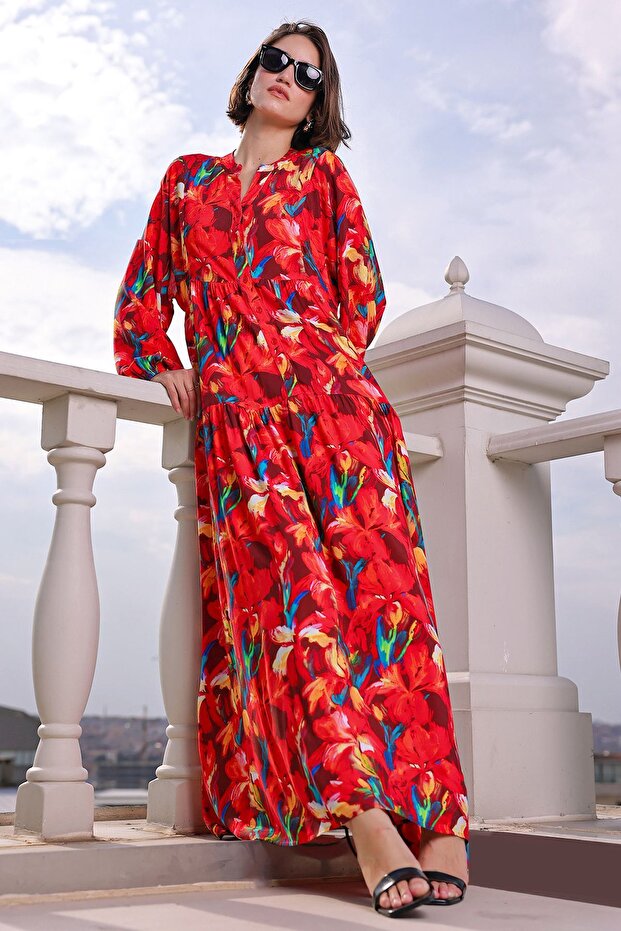 فستان ماكسي منقوش بياقة على شكل حرف V وأزرار من BDART - 3