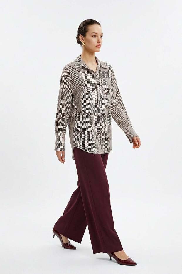 قميص فيشيني بأكمام طويلة وطبعة مميزة - 2