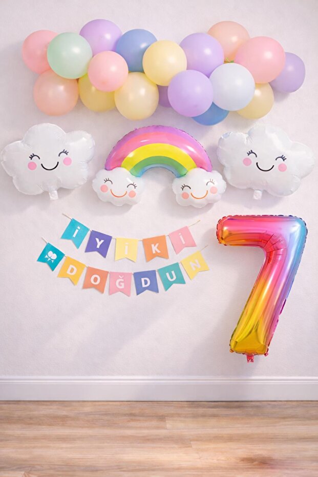 مجموعة احتفالات عيد الميلاد لعمر 7 سنوات من Rainbow Cloud Concept