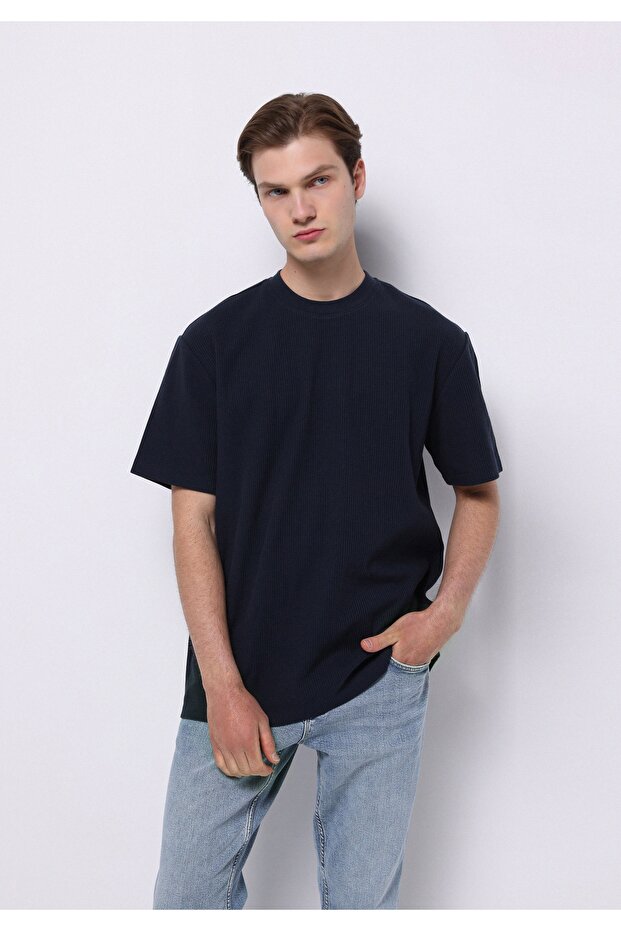 Comfort Fit Round Neck Plain Men's Navy Blue Short Sleeve T-Shirt