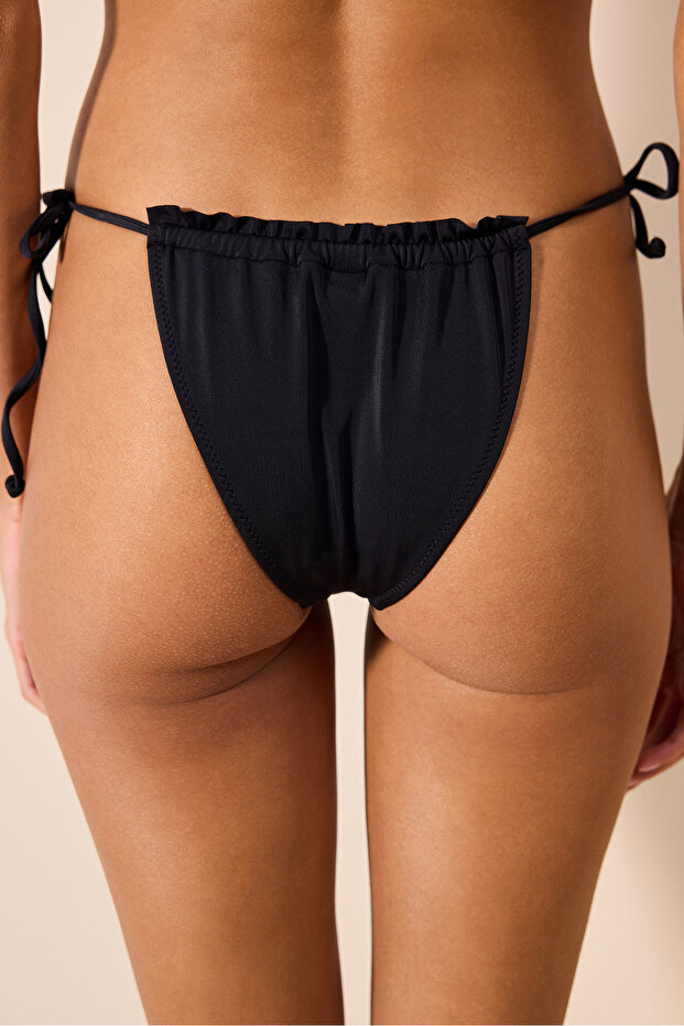 Basic Yandan İp Bağlamalı Siyah Bikini Altı - 2
