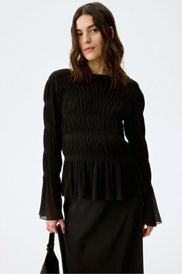 MAMA Smocked boat-neck top