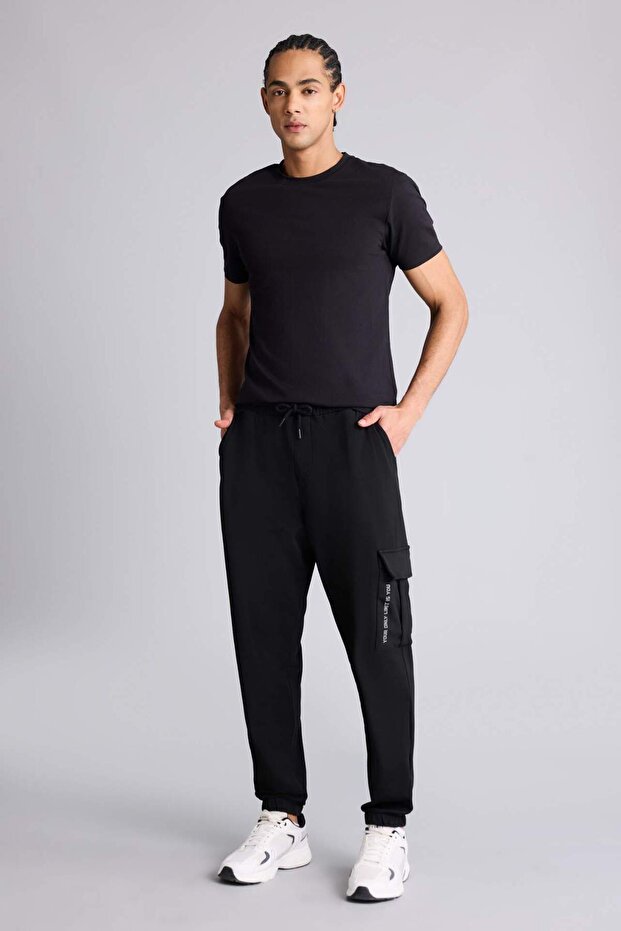 بنطلون رياضي بخصر مطاطي من Jogger Fit G9128AX25WN
