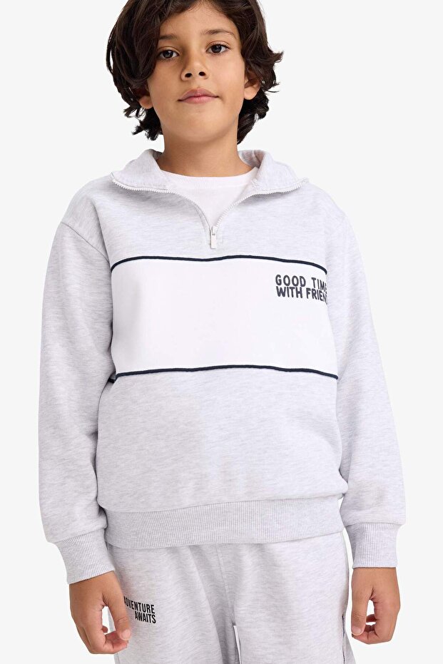 سويت شيرت نصف سحابي من الداخل مصنوع من الفرو الناعم للأولاد G5542A825CW