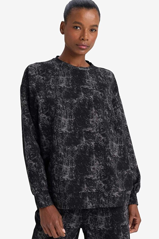 Oversized Wide Fit Crew Neck Athlete Sweatshirt G7102Ax25Wn