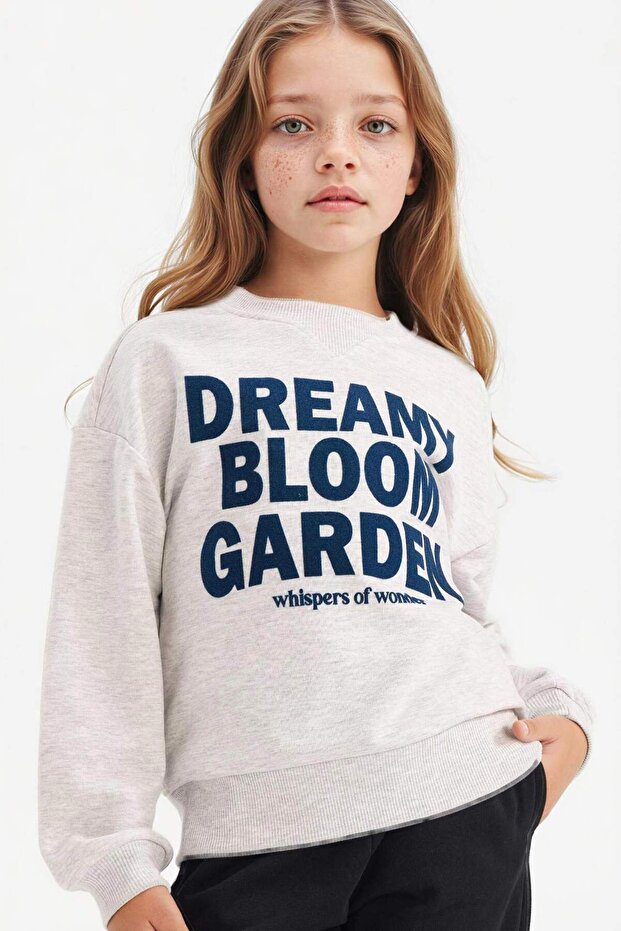Relax Fit Crew Neck Printed Sweatshirt for Girls G3801A825Wn