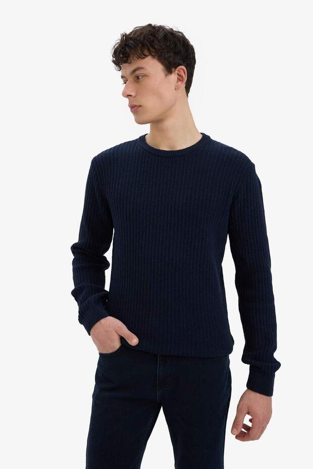 Standard Fit Basic Strickpullover mit Rundhalsausschnitt und Struktur E0811AX25WN - 3