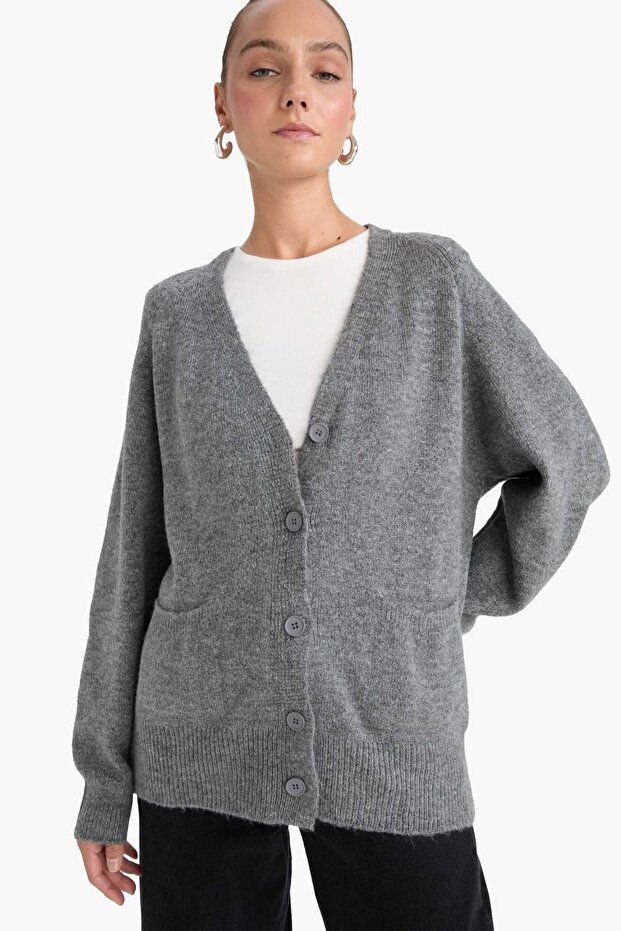 Oversize Wide Fit V-Neck Soft Textured Buttoned Cardigan F2902Ax25Wn