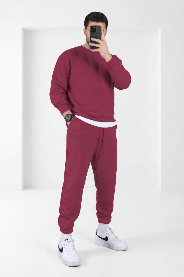 Men's Three Thread Sweatpants with Elastic Cuffs