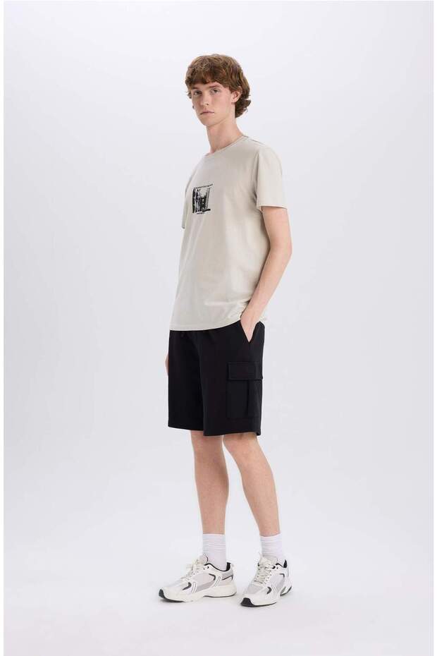 Regular Fit Lace-Up Waist Cargo Pocket Shorts D9494Ax25Sm