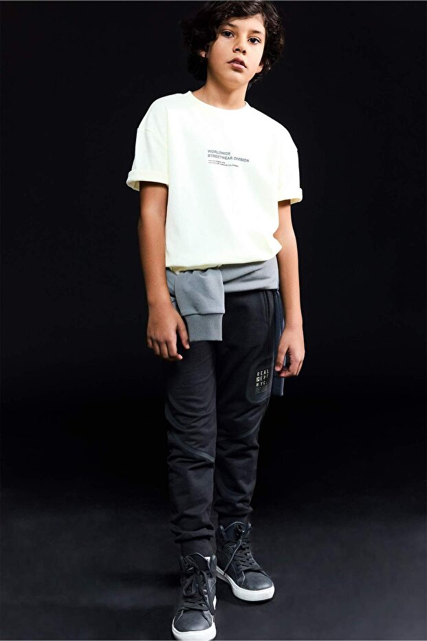 100% Cotton Printed Sweatpants with Elastic Waist and Cuffs for Boys D8534A825Sp