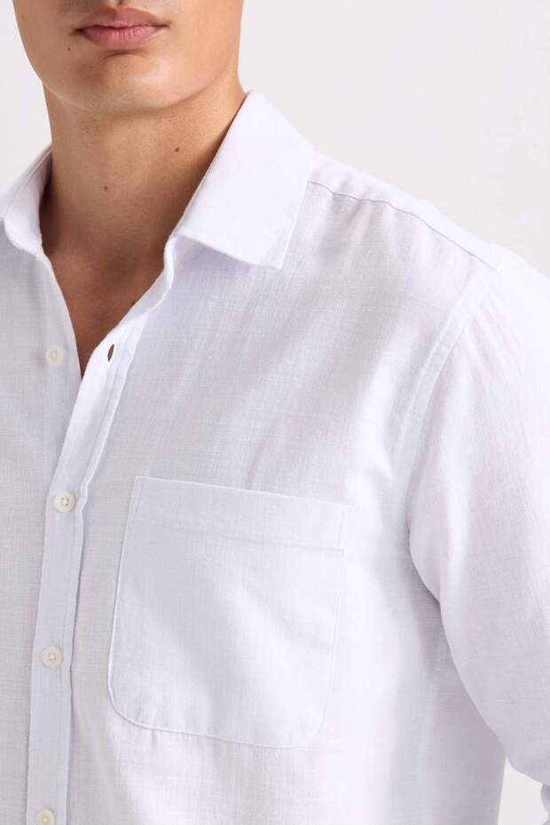 قميص أبيض من القطن ذو قصة عادية وأكمام طويلة D7079ax24sp - 5