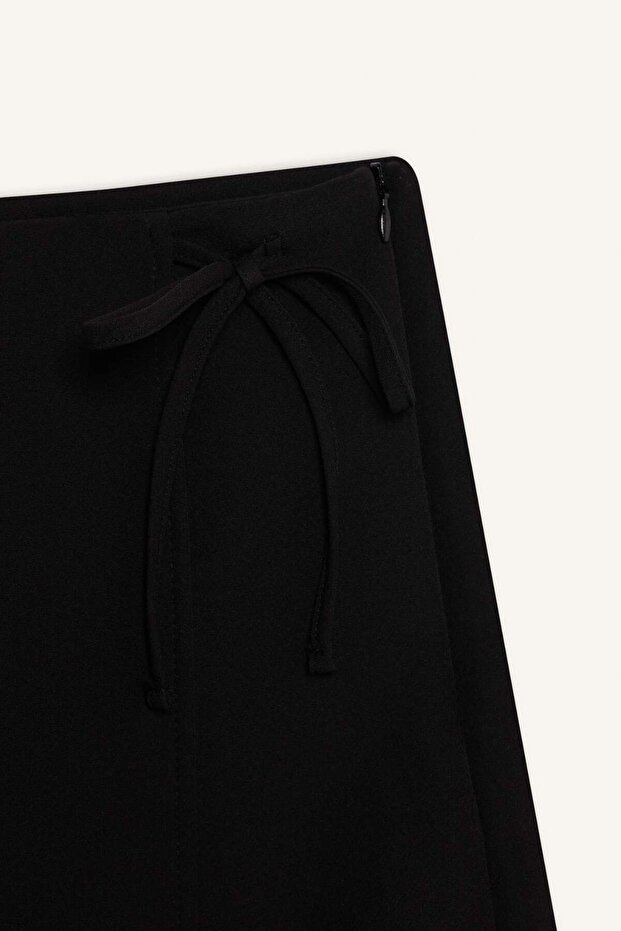 Normal Bel Basıc Siyah Şort Etek E2453AX24WN - 8