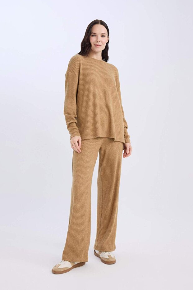 Pants Traditional Flare Fit Straight Leg Ribbed Camisole D6050Ax24Au