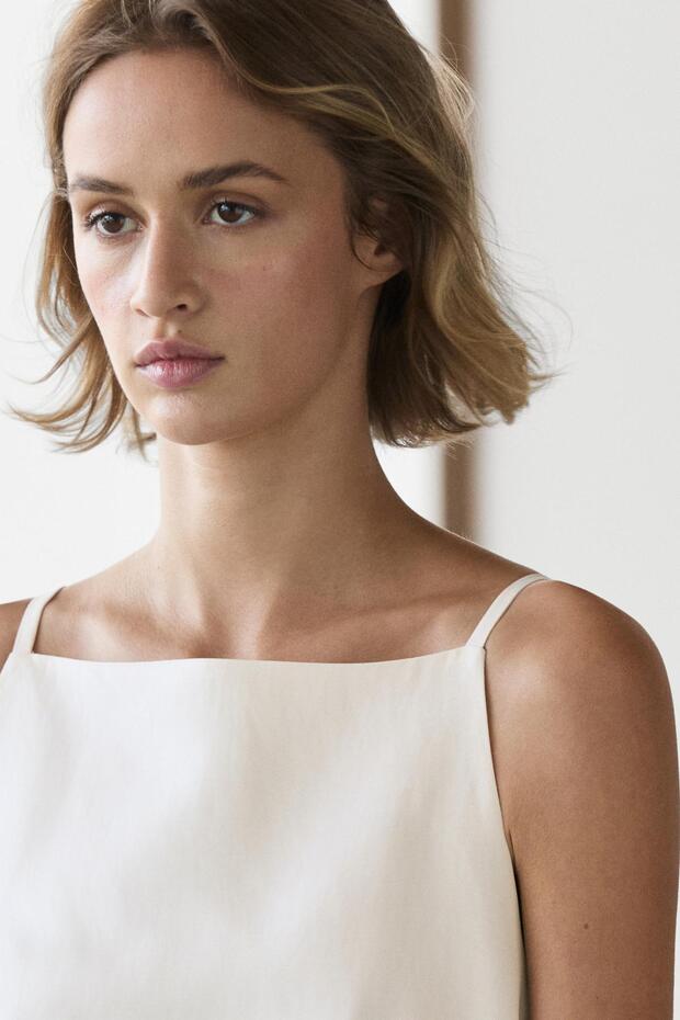 Dökümlü mini elbise - 3