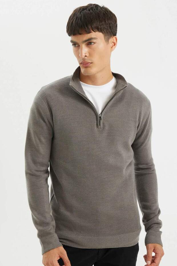 Standard Fit Regular Cut Mock Neck Half-Zip Basic Plain Knit Sweater A5184AX24AU