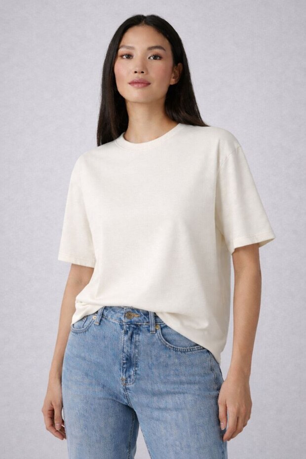 Women's Ecru Unprinted Basic Cotton Oversize T-Shirt