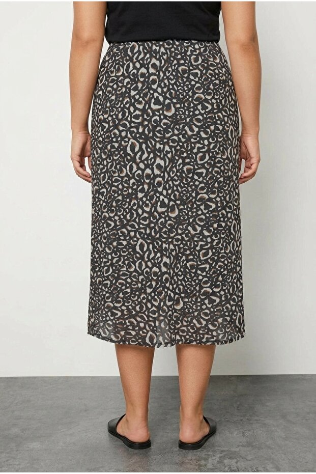 تنورة مبطنة بطول متوسط منقوشة بنقشة الفهد مقاس كبير302699 - 2