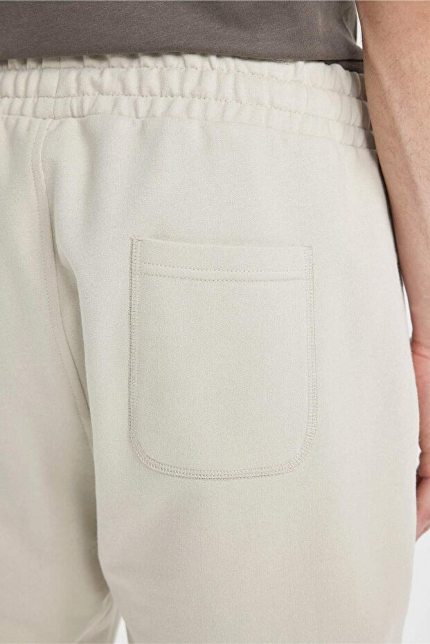 %100 Pamuk Slim Fit Dar Kesim Dar Paça Cepli Basic Düz Şort B8673AX24SM - 7