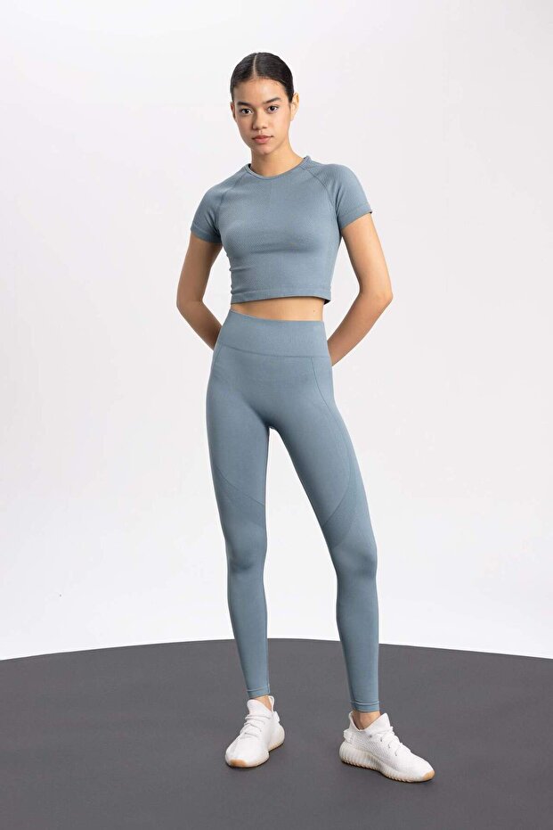 Fitted Waist-Hugging Seamless Sports Leggings B4570Ax24Sp