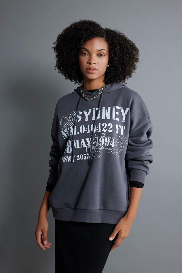 Oversize Hooded Printed Thick Fabric Sweatshirt B6308Ax23Wn