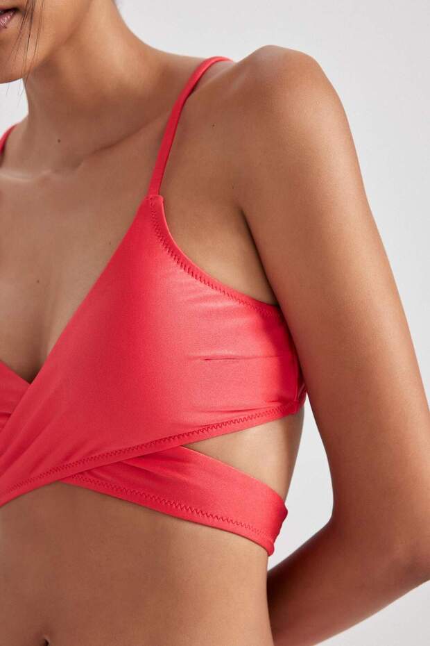 Regular Fıt Bikini Üstü B0387AX23HS - 4