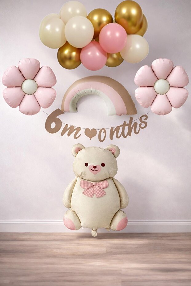 Retro Half Age Daisy Themed Baby Girl Concept Birthday Set
