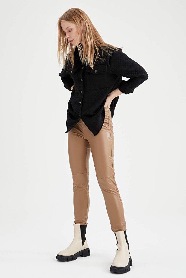 Faux Leather Zippered Skinny Fit Trousers V7023Az21Wn