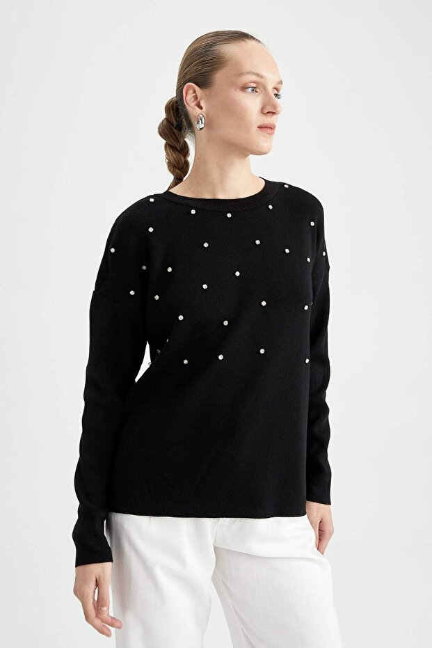 سترة رياضية بقصة عادية وياقة دائرية مرصّع بالأحجار R0726AZ21AU - 4