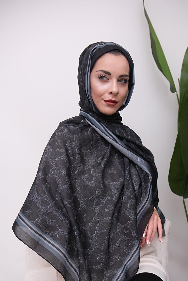 شال ناعم رقمي بنقشة الفهد - 2