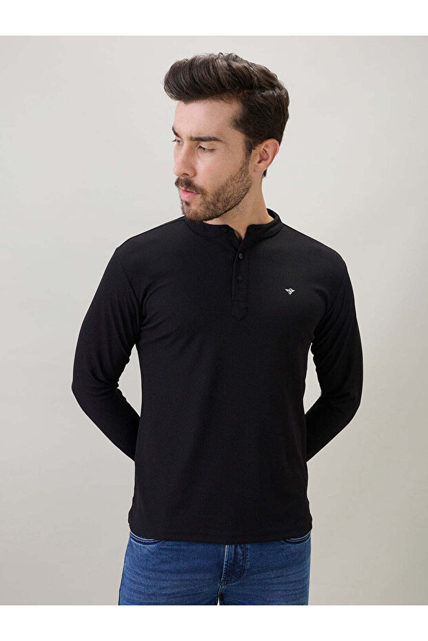 Solid Brand Logo Print Regular Fit Black Henley Neck T-shirt