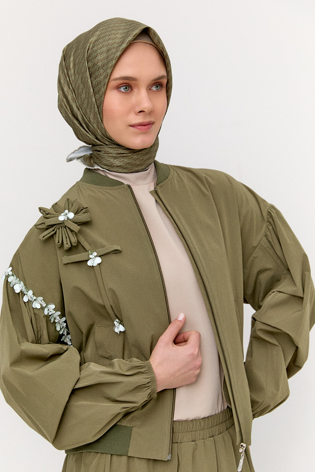 Çiçek Aplikeli Bomber Ceket - 4