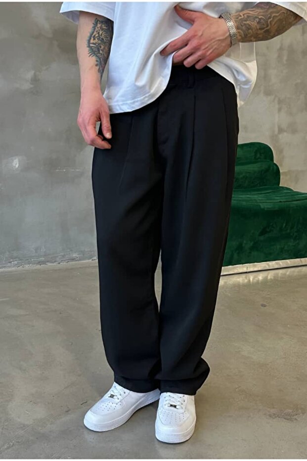 Black Premium Pleated Fabric Baggy Pants