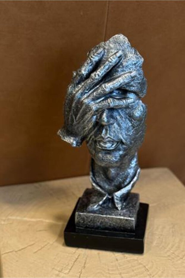 Artistic Face Sculpture