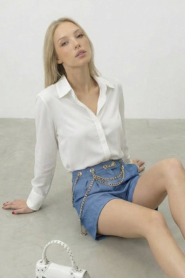 Chain Detail High Waist Mini Shorts