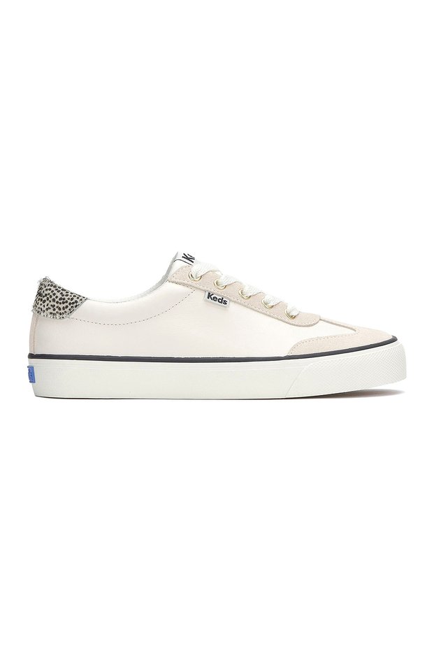 Women's Women's Jump Kick T-Toe Lace Up Leather Casual Sneaker Cream