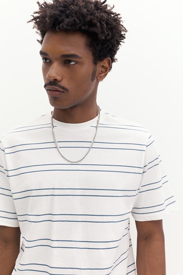 Basic kısa kollu pamuklu tişört - 5