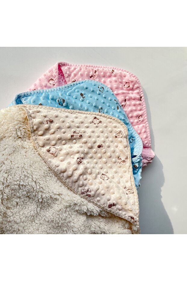 Fleece Padded Soft Blanket 85X90 cm