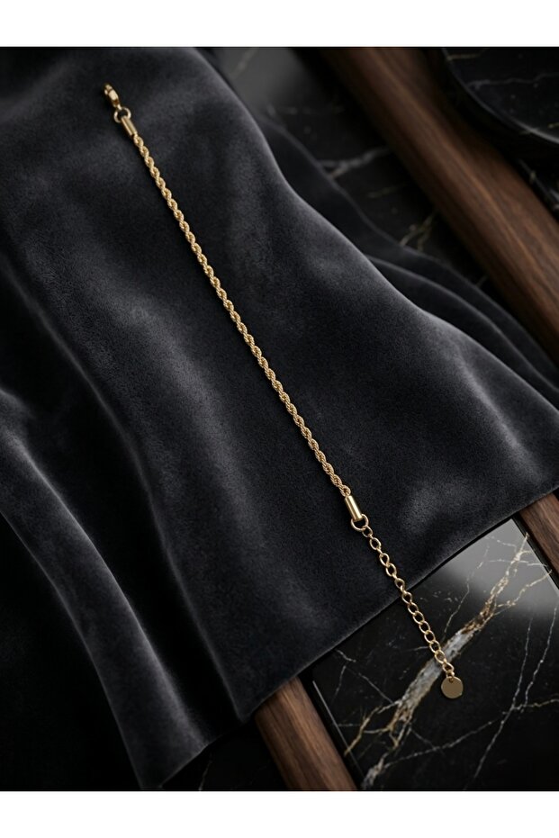 Elegant Twisted Chain Gold Color Stainless Steel Bracelet