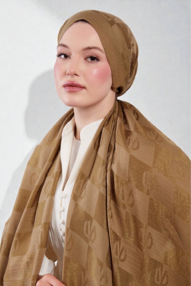 Lvd Printed Naia Jacquard Shawl