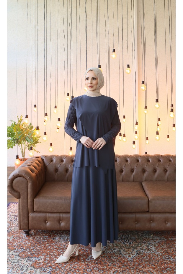 طقم تنورة ساندي غير متماثل