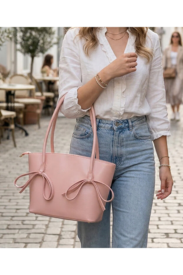 Women's Sandy Pink Bow Clutch Bag Length 23 - Width 34