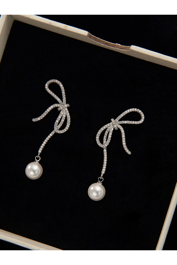 Embellished Bow Decor Faux Pearl Earrings