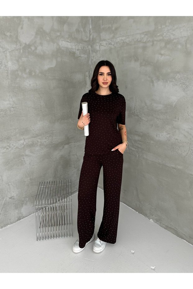 Women's Crew Neck Stone Detailed Pocketed Shiny Double Set