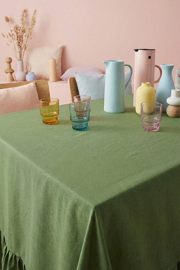 Elegant Ruffle Water-Repellent Green m Tablecloth – P Cotton Blend 162X228 cm