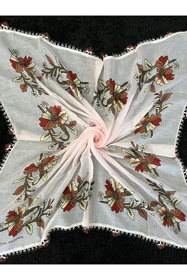 Small Nostalgic Needle Embroidered Scarf/Yemeni/T Tulle Ent/Hijab